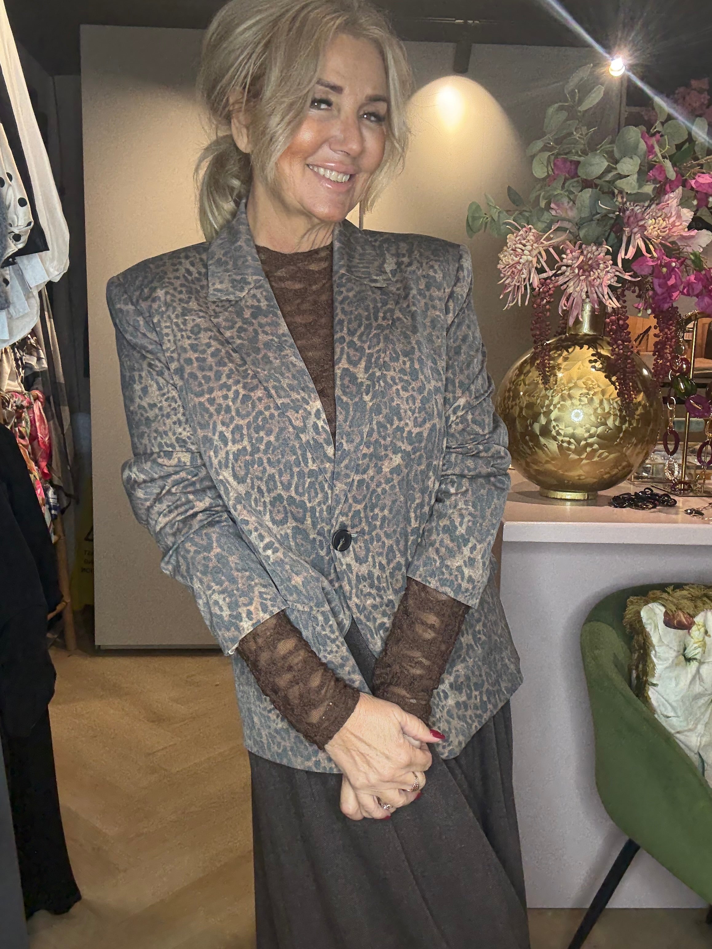 Colbert Panther 🐆Sushi